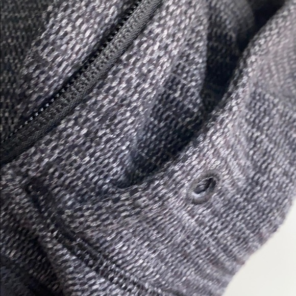 Lululemon stride fleece lined jacket scuba hoodie - Picture 8 of 8